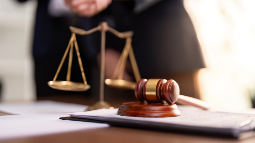 La interoperabilidad jurídica, destaca Kelsem Ricardo Rios Lima, se consolida como el eje que une registros y organismos públicos en un ecosistema más eficiente y transparente.