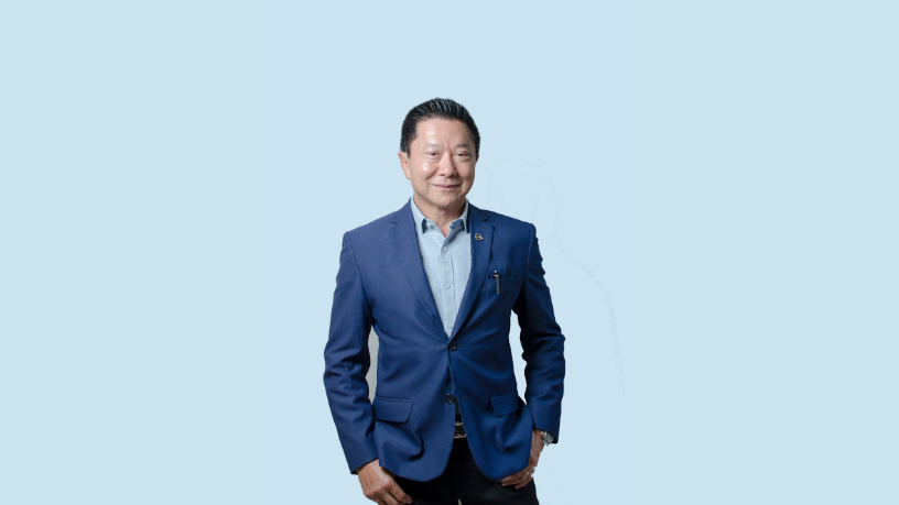 Milton Seigi Hayashi explica que a mastopexia é la cirugía que eleva y rejuvenece sin perder naturalidad e devolve proporção ao tórax.