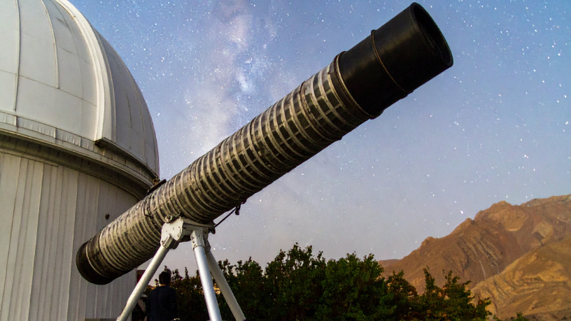 Chile Astronómico: Innovación y Liderazgo Tecnológico en Observación del Universo