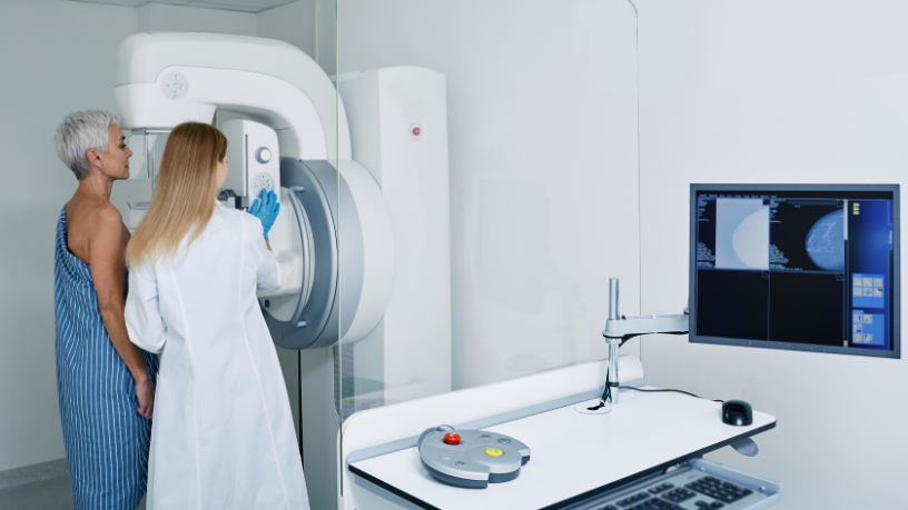 Comprender las alteraciones benignas ayuda a interpretar correctamente los resultados de la mamografía, según Vinicius Tadeu Sattin Rodrigues.