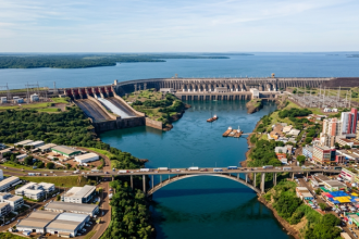 Paraguay y Brasil reabren debate sobre Itaipú: cómo la renegociación energética puede impactar la economía y la frontera
