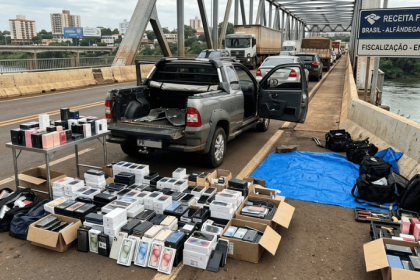 Paraguay refuerza la fiscalización en la frontera: incautación de 800 celulares alerta a brasileños que compran en Ciudad del Este